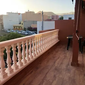 San Isidro. 2 Rooms. Quiet Terrace Apartamento