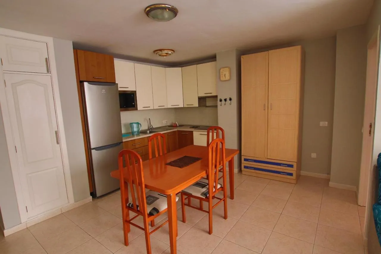 Spacious Apartment For Vacation In South Tenerife San Isidro  San Isidro (Tenerife)